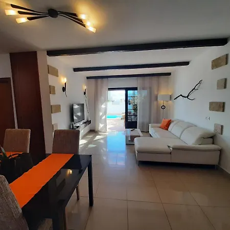 Kroka Villa *